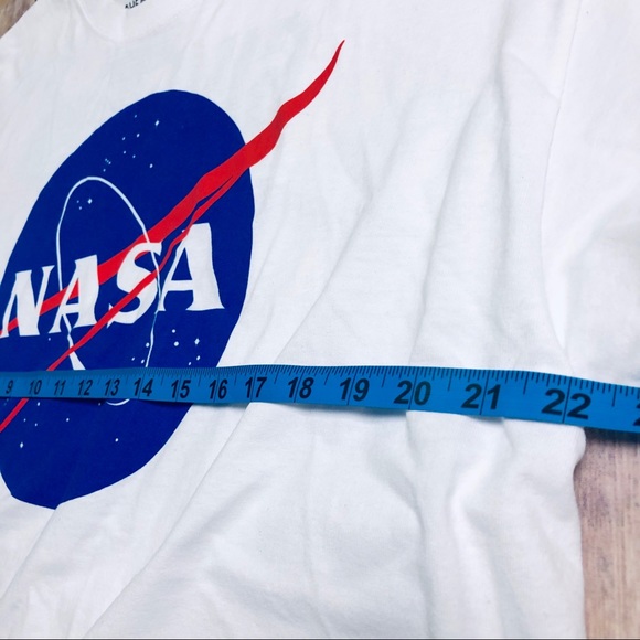 Cropped NASA T-shirt Size XL NWOT - Picture 6 of 7